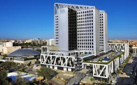 The hotel which towers high above the city, is situated in the centre of the city, providing easy access to Setif’s new tram line and Setif International Airport just 20 minutes’ drive away.