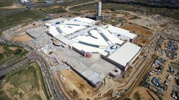Opening on 28 April 2016, the $340m Mall of Africa will form the iconic hub of the Waterfall precinct in Midrand, Johannesburg.